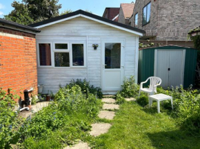 Mini cabin in Zone 2